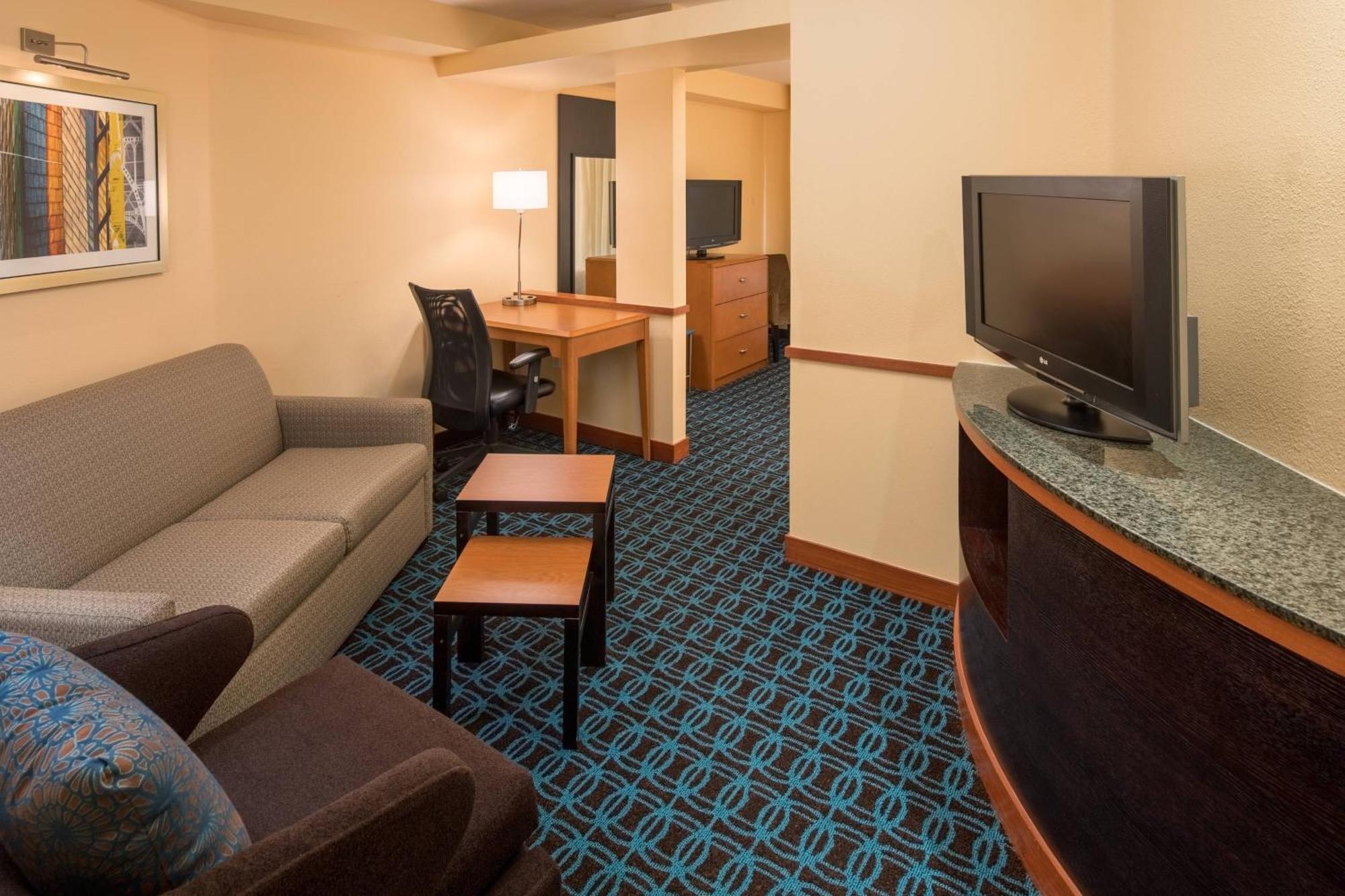 Fairfield & By Marriott North 3* Portland
