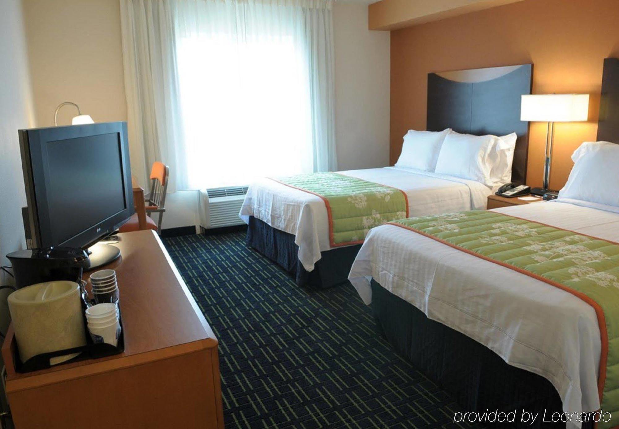 Fairfield & By Marriott North 3*