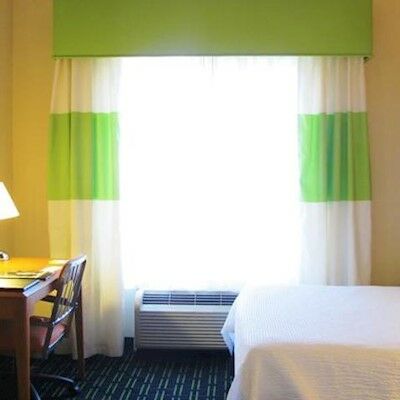 Hotel Fairfield & By Marriott North Portland